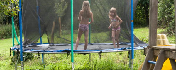 trampoline de jardin